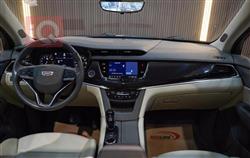 کادیلاک XT6